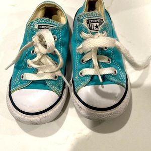 Converse toddler